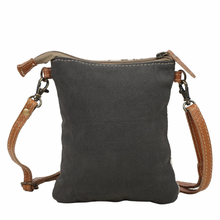 Load image into Gallery viewer, Vuierra Rivet Small & Crossbody Bag
