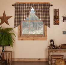 Load image into Gallery viewer, Dawson Star Scalloped Prairie Swag Set of 2 36x36x18
